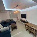 Islane Apartments With Pool & Wi-Fi