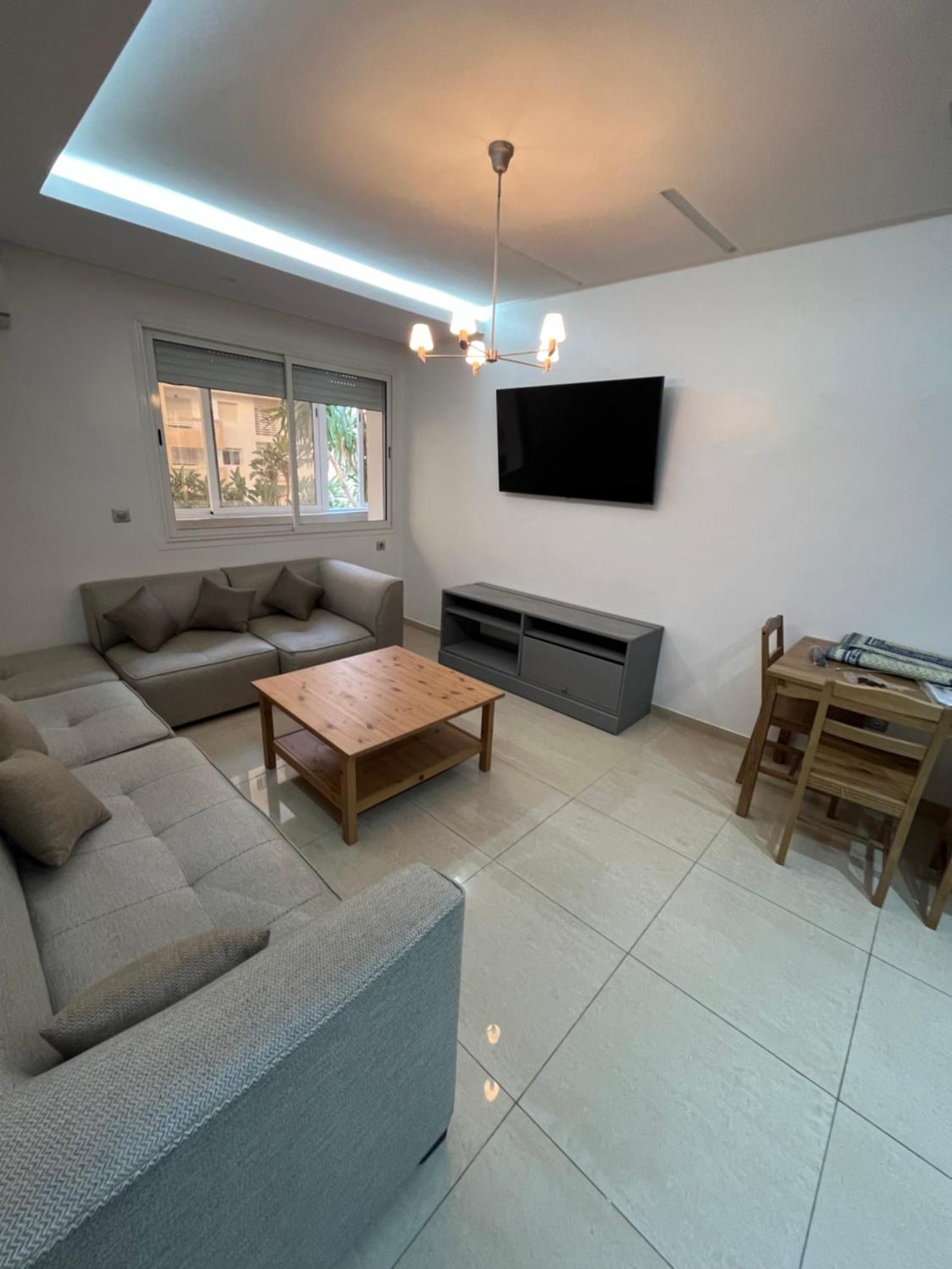 Islane With Pool & Wi-fi Apartment